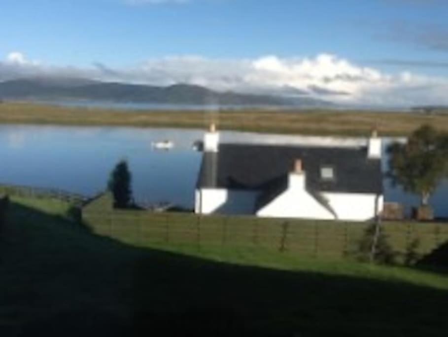 Tidal Cottage On The Shore Isle Of Skye Breakish Exterior photo